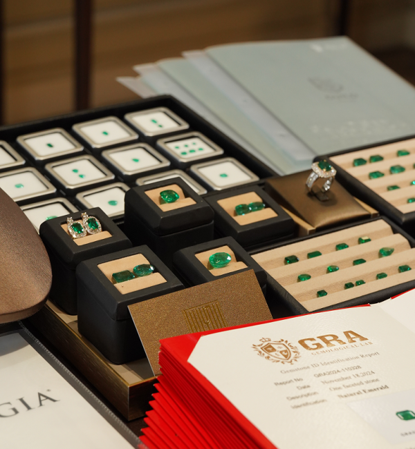 HUYNH GEMSTONE - NƠI HỘI TỤ TINH HOA ĐÁ QUÝ VÀ NGHỆ THUẬT CHẾ TÁC TRANG SỨC